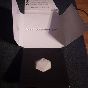 The findables Bluetooth